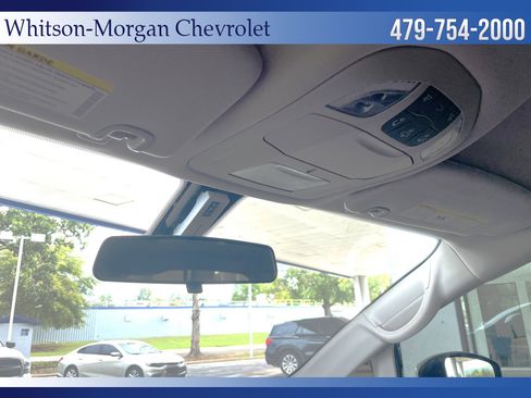 Used 2022 Chrysler Voyager LX image 38