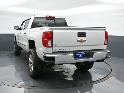 Used 2017 Chevrolet Silverado 1500 LTZ Z71 w/ LTZ Plus Package AWD/4WD image 4