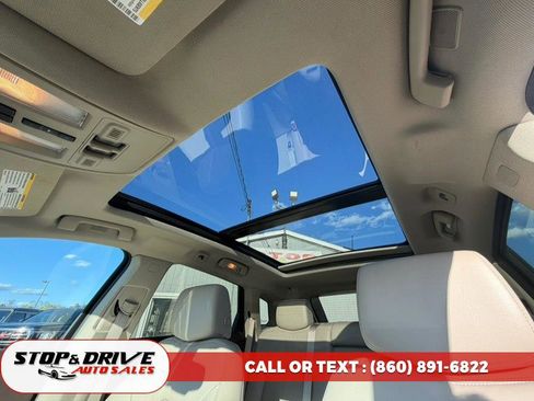 Used 2013 Cadillac SRX Luxury AWD/4WD image 14