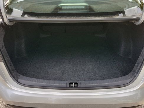 Used 2025 Toyota Corolla LE image 8