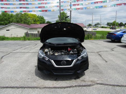 Used 2021 Nissan Versa S FWD image 28