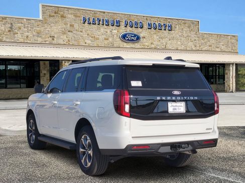 New 2027 Ford Expedition Active RWD image 4