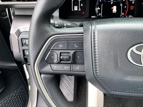 Certified 2025 Toyota 4Runner SR5 image 21