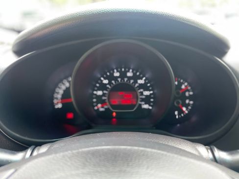 Used 2016 Kia Soul FWD image 13