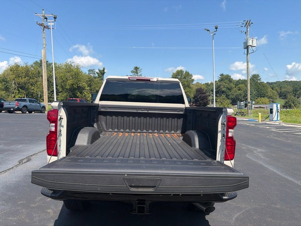 New 2026 Chevrolet Silverado 2500 Custom w/ Custom Value Package AWD/4WD image 28