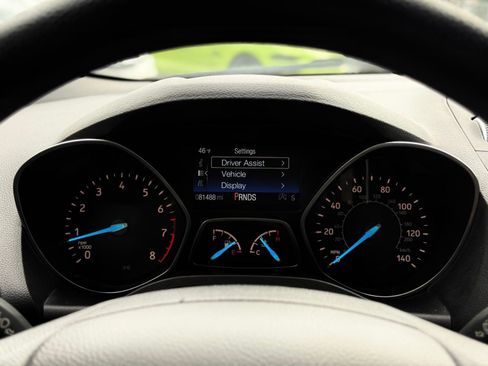 Used 2018 Ford Escape SE image 38