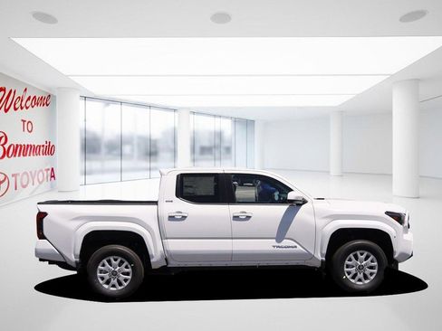 New 2026 Toyota Tacoma SR5 AWD/4WD image 5