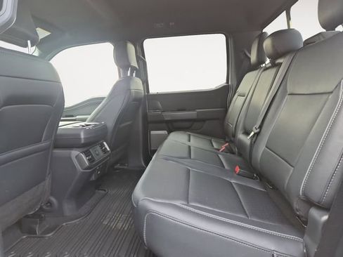 Used 2025 Ford F150 Lariat w/ Equipment Group 501A Mid image 13