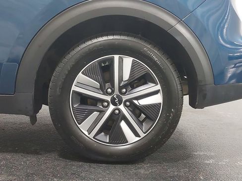 Used 2022 Kia Niro EX Premium image 35