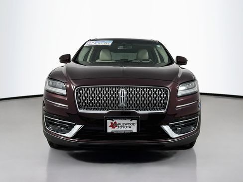 Used 2019 Lincoln Nautilus Reserve AWD/4WD image 2