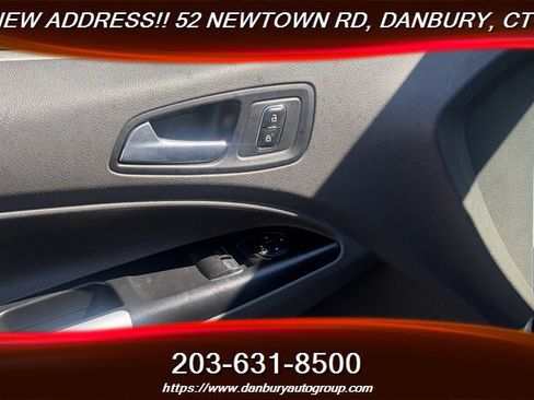 Used 2022 Ford Transit Connect XLT FWD image 10