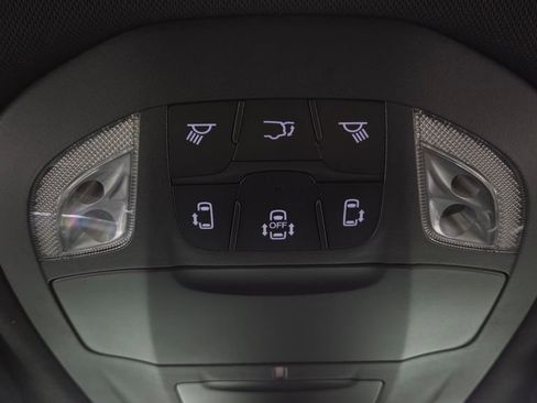 New 2026 Chrysler Pacifica Select image 27