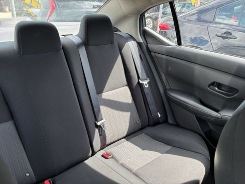 Used 2025 Nissan Sentra SV FWD image 31