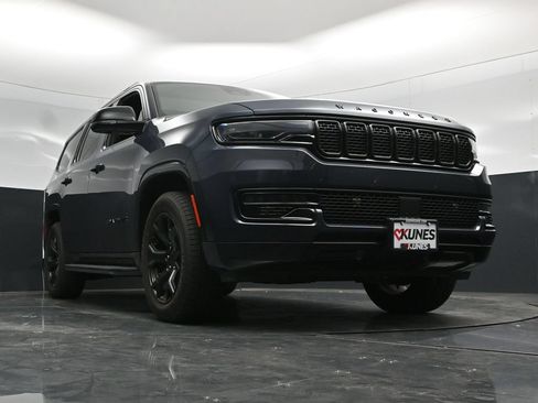 Used 2024 Jeep Wagoneer Series II AWD/4WD image 50