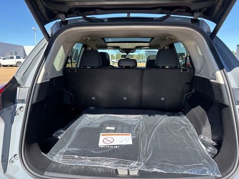 New 2026 Nissan Rogue SV image 21