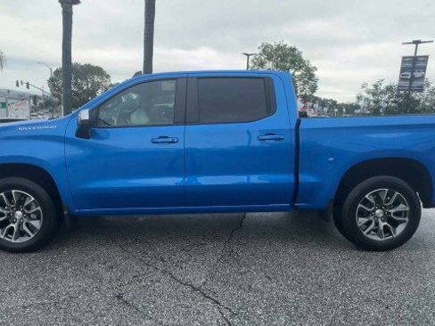 Used 2025 Chevrolet Silverado 1500 LT w/ Safety Package image 5