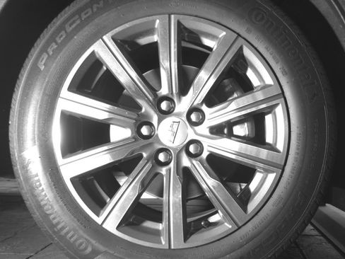 Used 2023 Cadillac XT4 Sport FWD image 36