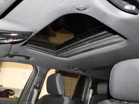 New 2025 Jeep Grand Cherokee Laredo X w/ Luxury Tech Group I image 24