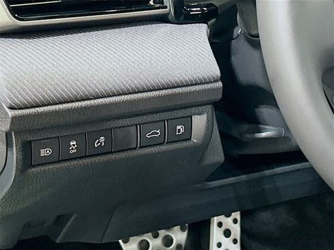 New 2026 Toyota Camry SE image 11