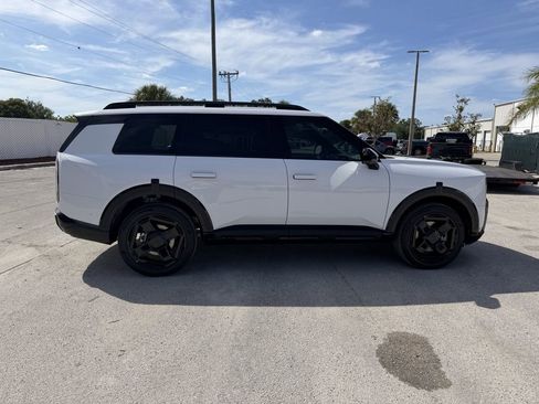 New 2027 Kia Telluride SX Prestige X-Line w/ Towing Package AWD/4WD image 3