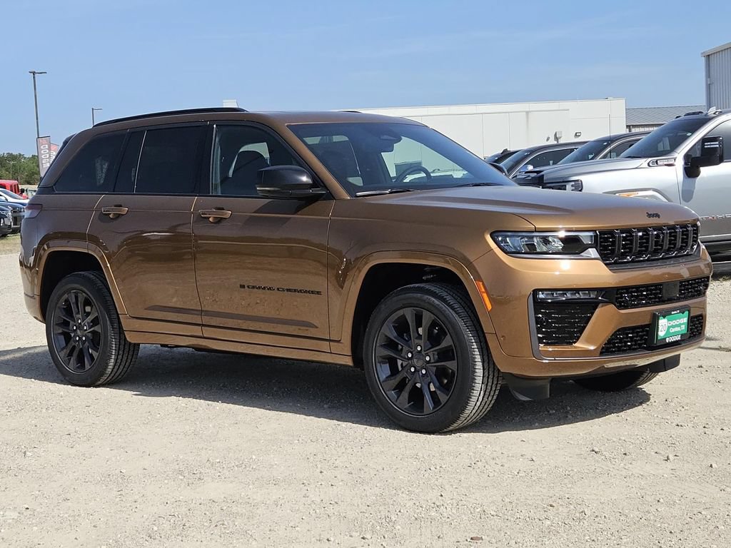 New 2026 Jeep Grand Cherokee Limited AWD/4WD image 2