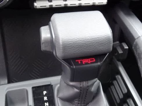 Used 2025 Toyota Tacoma TRD Off-Road image 21