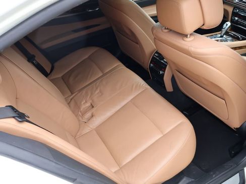 Used 2015 BMW 740i RWD image 27