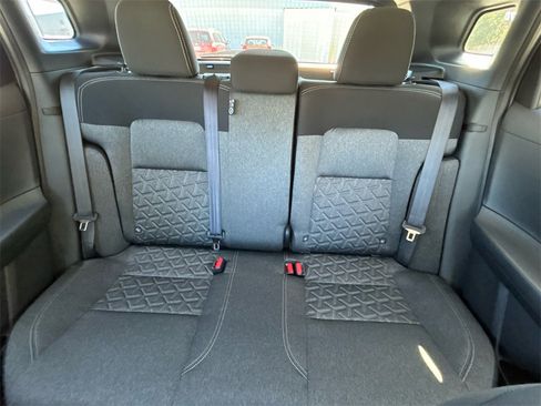 Used 2026 Nissan Kicks SV w/ Charging Package image 22