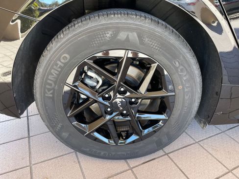 Used 2025 Kia K5 LXS image 29