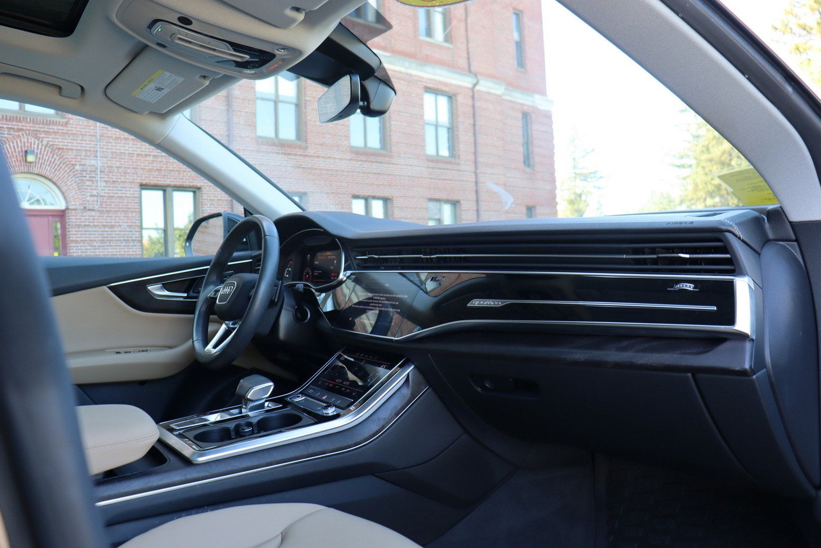 Used 2023 Audi Q8 Premium w/ Convenience Package AWD/4WD image 20