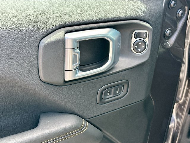 New 2026 Jeep Wrangler Unlimited Sahara AWD/4WD image 14