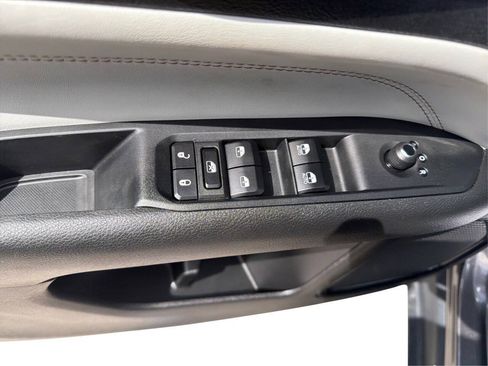 Used 2023 Jeep Compass Limited AWD/4WD image 34