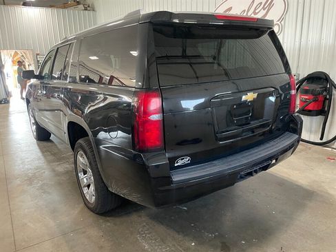 Used 2015 Chevrolet Suburban LTZ AWD/4WD image 3