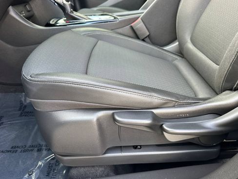 Used 2024 Buick Encore GX Preferred FWD image 13