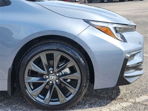 Certified 2025 Toyota Corolla SE image 5