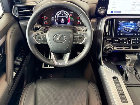 Used 2024 Lexus LX 600 F Sport AWD/4WD image 20