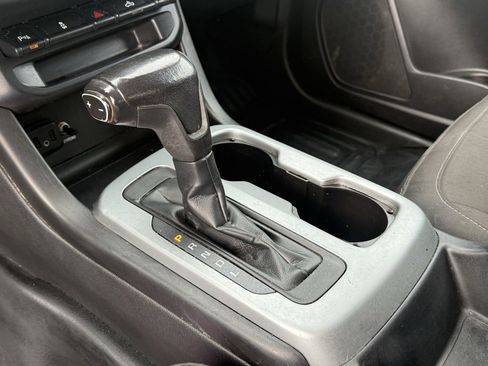 Used 2020 Chevrolet Colorado LT w/ Safety Package image 24