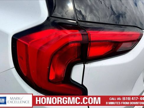 Used 2018 GMC Terrain Denali w/ Advanced Safety Package FWD image 23