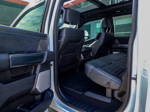 Used 2025 Ford F250 Platinum image 22