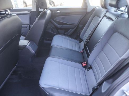Used 2025 Volkswagen Jetta SE FWD image 15