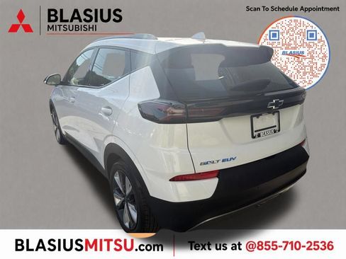Used 2023 Chevrolet Bolt EUV LT w/ Convenience Package FWD image 36