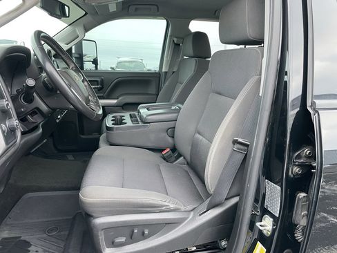 Used 2017 Chevrolet Silverado 3500 LT w/ LT Convenience Package image 7