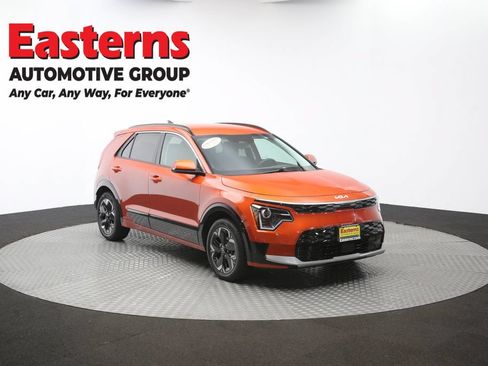 Used 2023 Kia Niro Wind w/ Wind Preserve Package FWD image 49