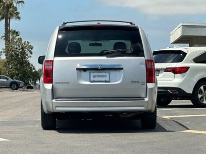 Used 2010 Dodge Grand Caravan Hero w/ Entertainment Group 1