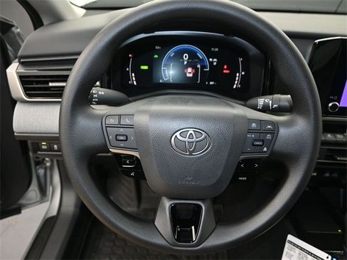 New 2026 Toyota Camry LE image 5