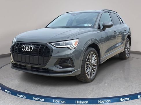 Used 2024 Audi Q3 2.0T Premium w/ Convenience Package AWD/4WD image 1