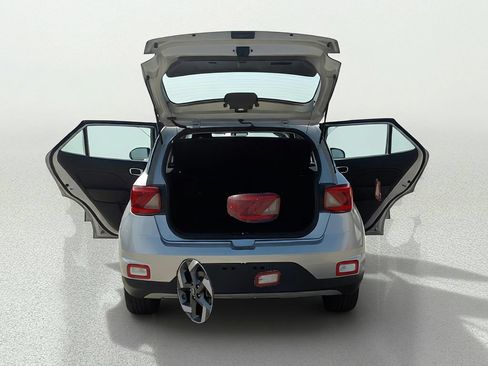 Used 2023 Hyundai Venue SEL w/ Cargo Package FWD image 13