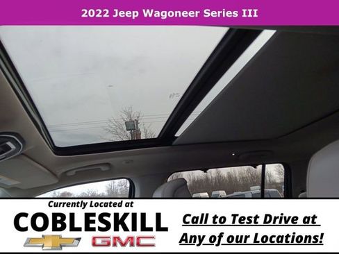 Used 2022 Jeep Wagoneer Series III w/ Premium Group I image 17
