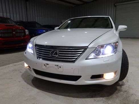 Used 2012 Lexus LS 460 w/ Comfort Pkg RWD image 45