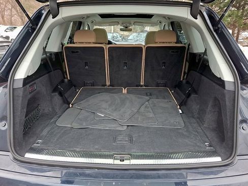 Used 2024 Audi Q7 2.0T Premium image 30